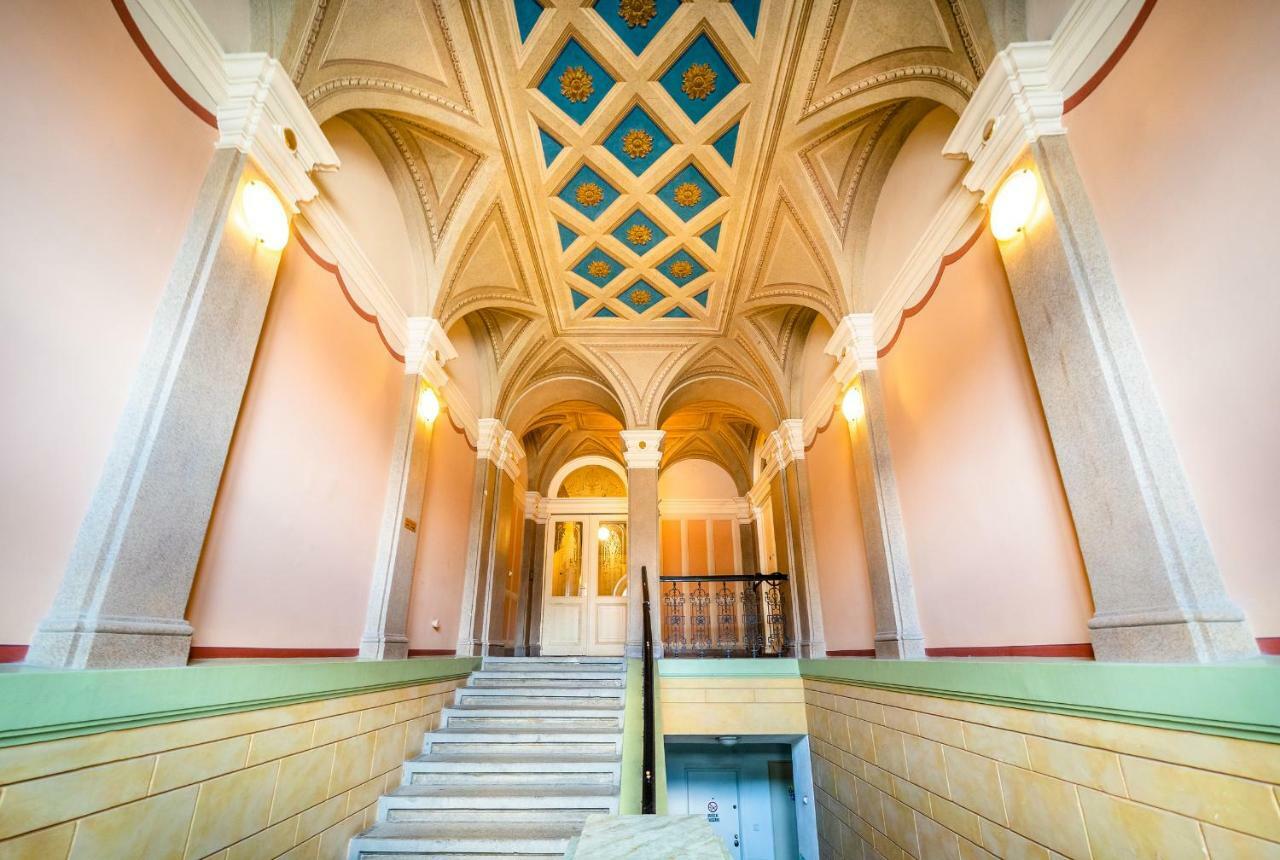 Luxurious Woodrow Wilson Apt In Prague Centre Eksteriør billede